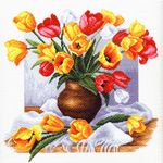Канва с рисунком "Тюльпаны"