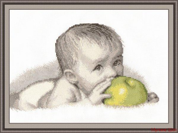 Набор для вышивания "Малыш с яблоком"