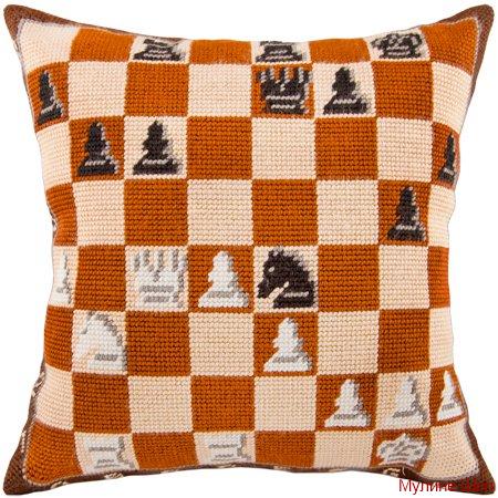 Набор для вышивания Подушка "Шахматная партия"