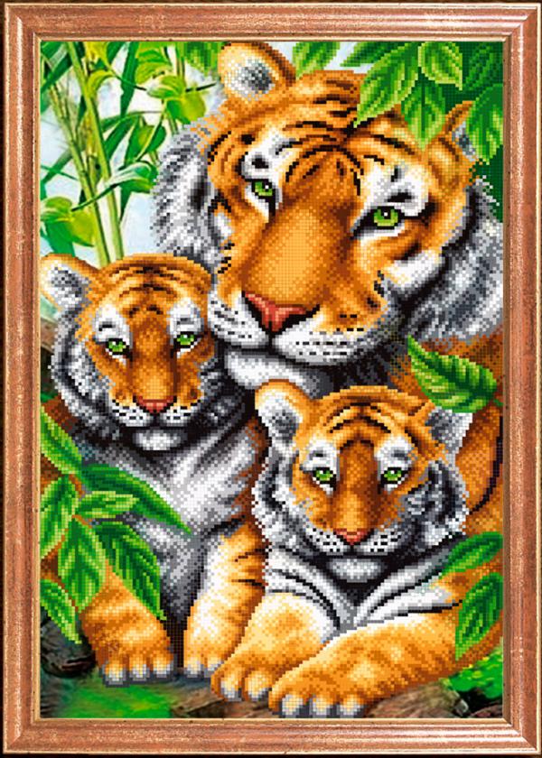 Ткань с рисунком "Тигрица с тигрятами"